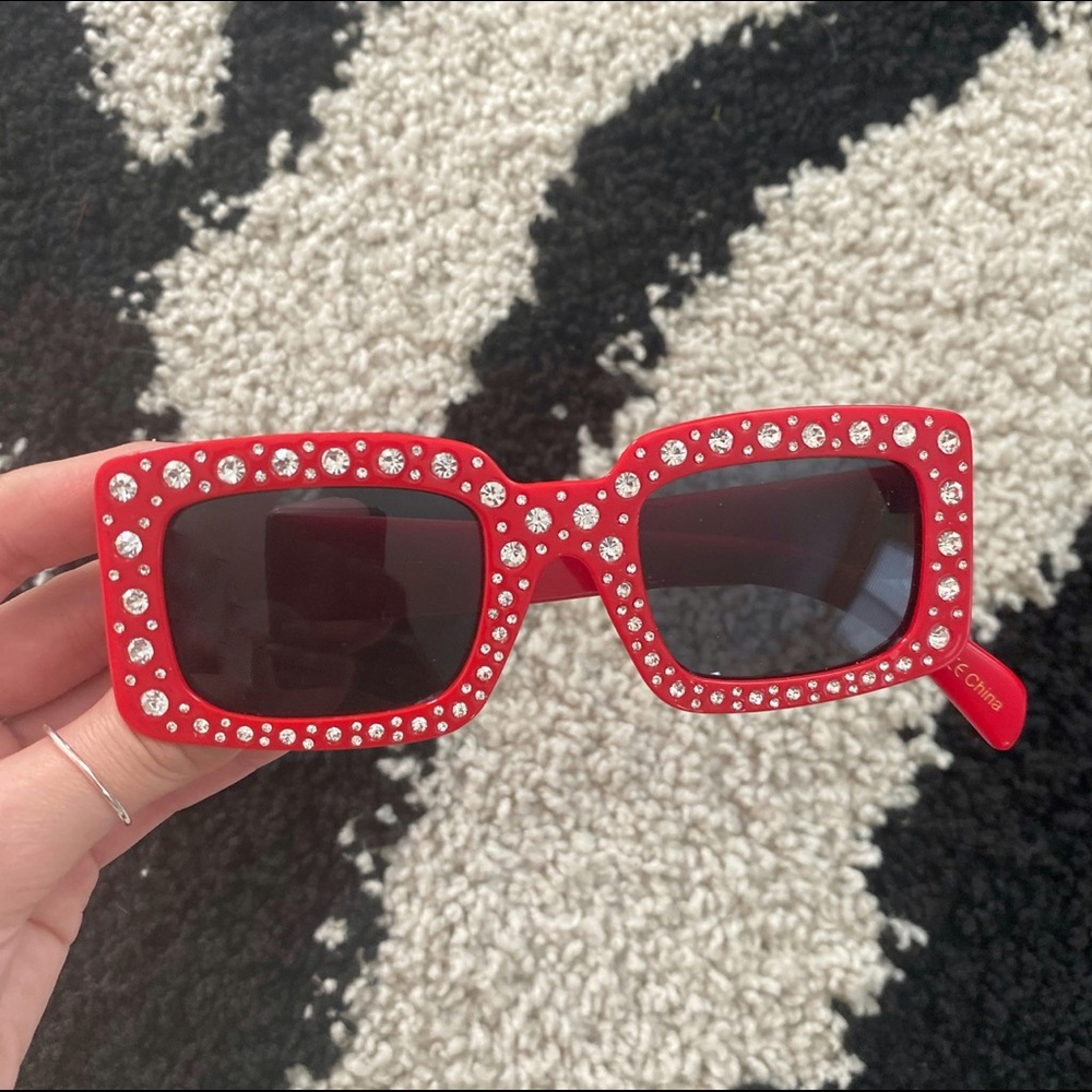 Red rhinestone sunnies